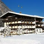 מלון Rauchenwalderhof 3*