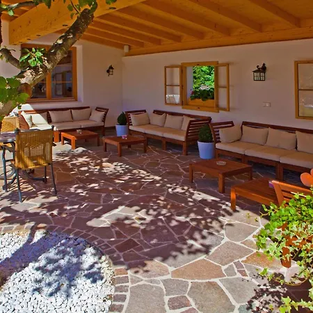 Rauchenwalderhof 3*