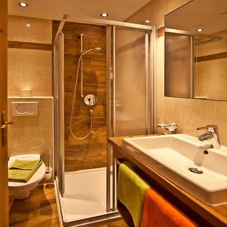 Отель Rauchenwalderhof