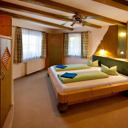 Hotel Rauchenwalderhof Mayrhofen