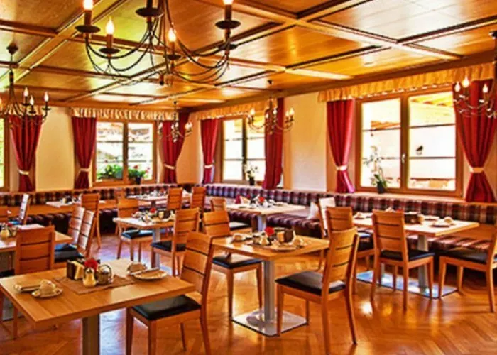 Hotel Rauchenwalderhof Mayrhofen